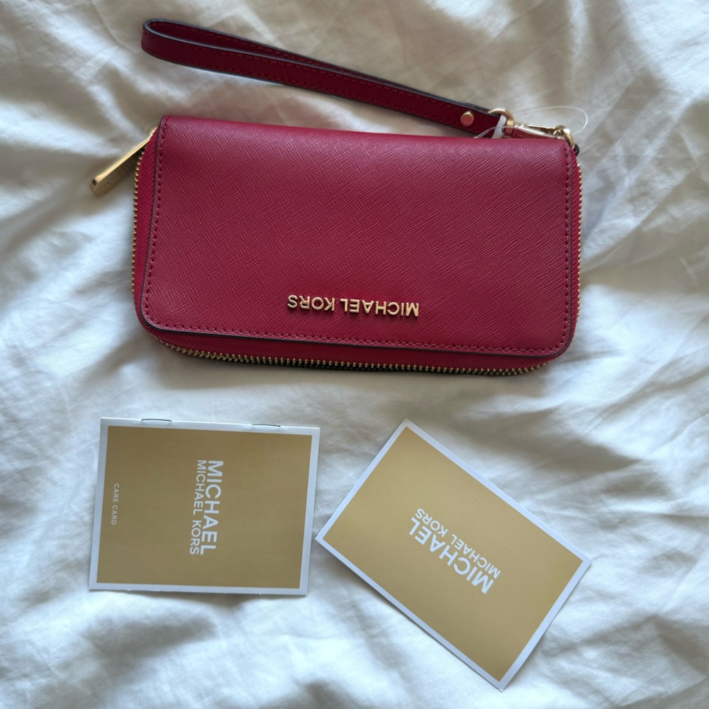 Michael Kors Large Continental Wallet Wristlet Cider
